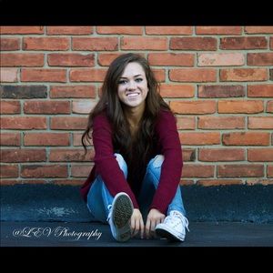 Meet your Posher, Danielle